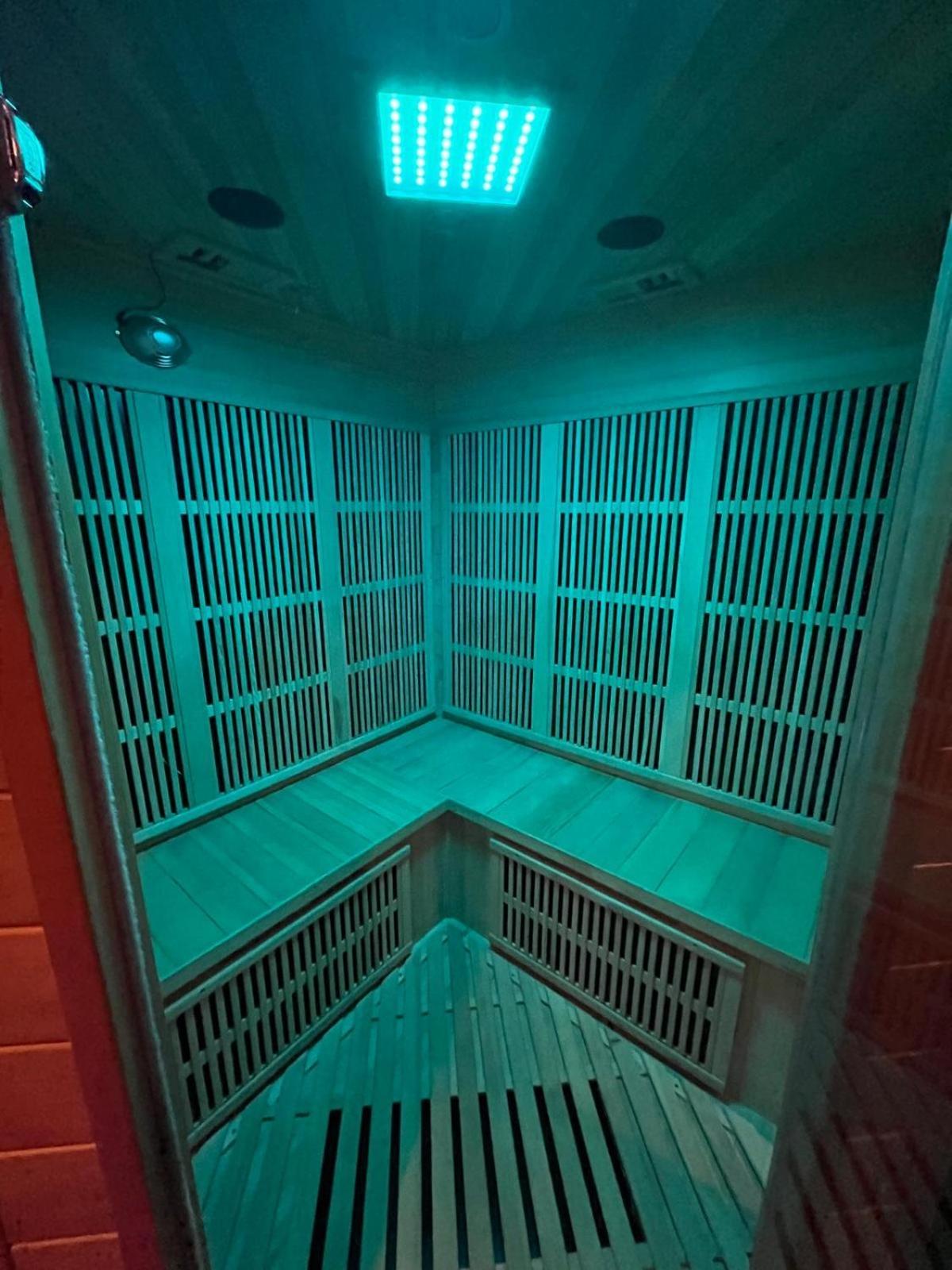 Suite Avec Sauna 36M² Ньор Экстерьер фото